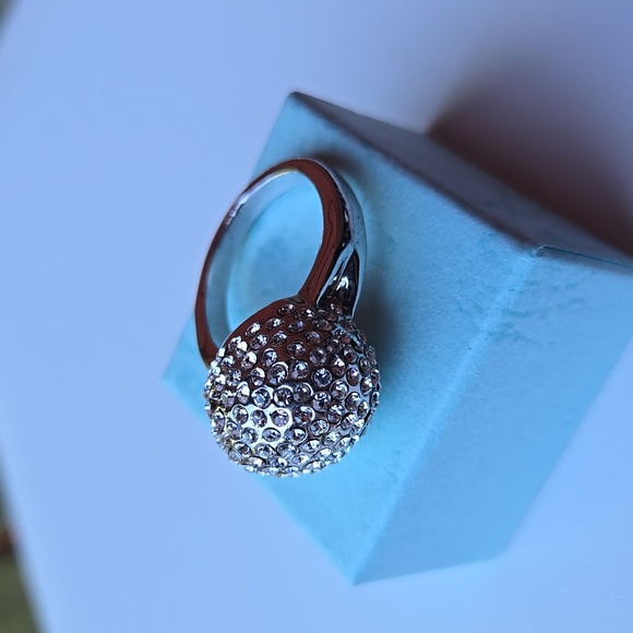 Silver tone rhinestones ball ring size 8.75 - Picture 1 of 8